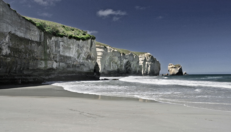 tunnel beach 229 copy1